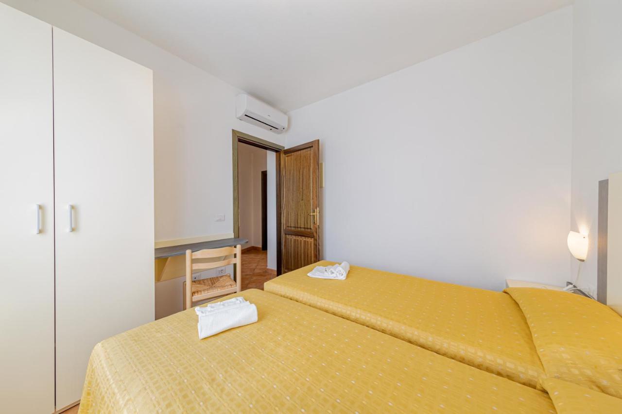 Aparthotel Residenza Le Farfalle à Tergu Extérieur photo